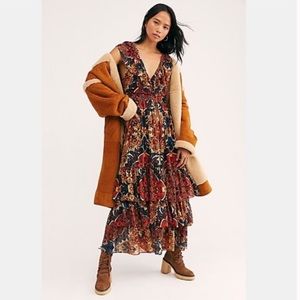 Free people wear it out midi dress Size 12 Dark Paisley